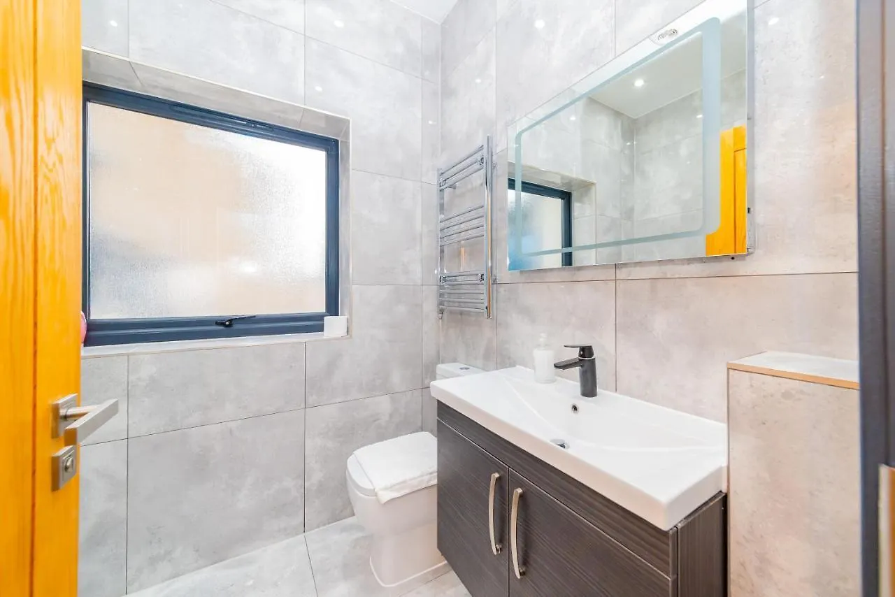Flash Sale Brighton City Centre Seafront 2 Bedroom Flat Bn112Shp5A 0*,  영국
